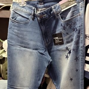 Ana Jean's